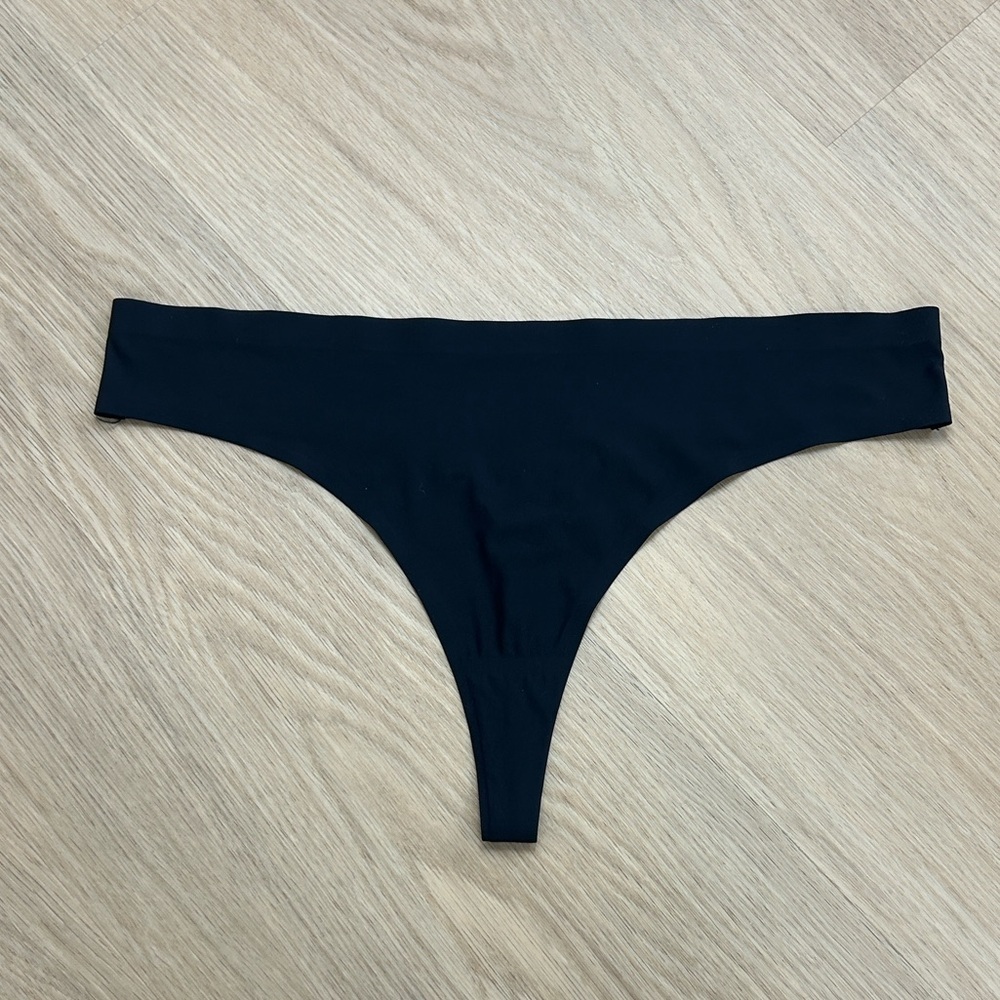 Honeydew Seamless Thong Panty M